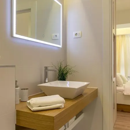 Luxury Marigold In Apartament *
